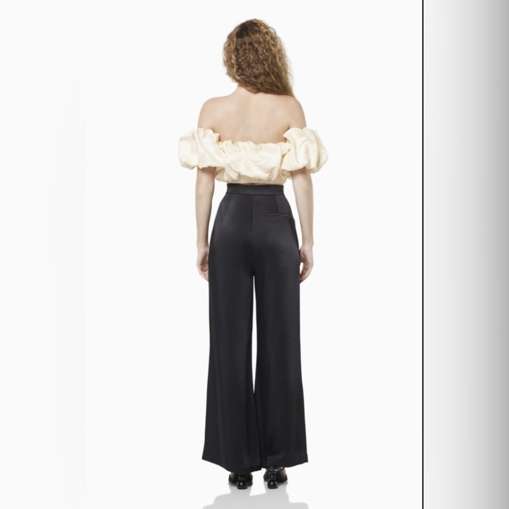 Elliatt Rejoice Crop Top Cream Size Small NWT - Picture 5 of 11